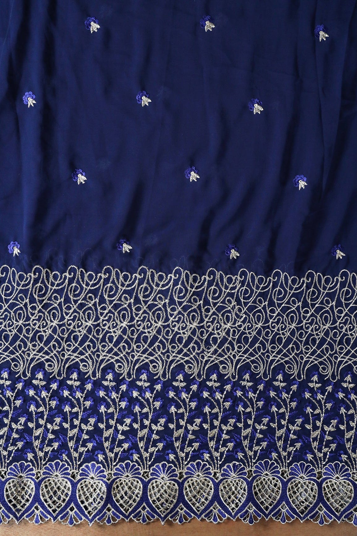 AIzaSyBcstauz-XMPRhEY21AUzeo032pxrXB5Ug - Big Width''56'' Blue Thread With Zari Floral Embroidery Work On Navy Blue Georgette Fabric With Border
