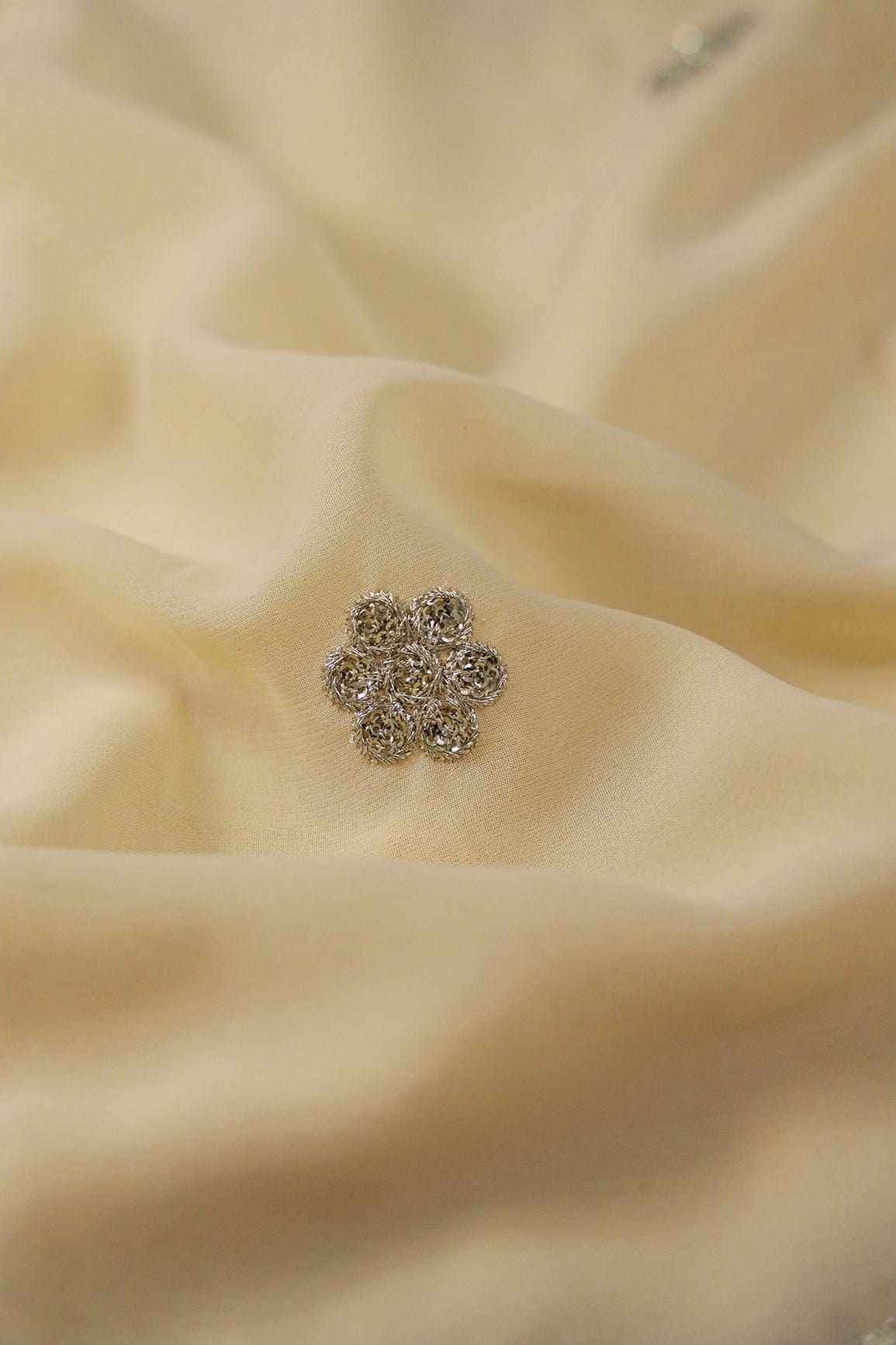 AIzaSyBcstauz-XMPRhEY21AUzeo032pxrXB5Ug - Big Width''56'' Cream Thread With Zari Ethnic Embroidery Work On Cream Georgette Fabric With Border