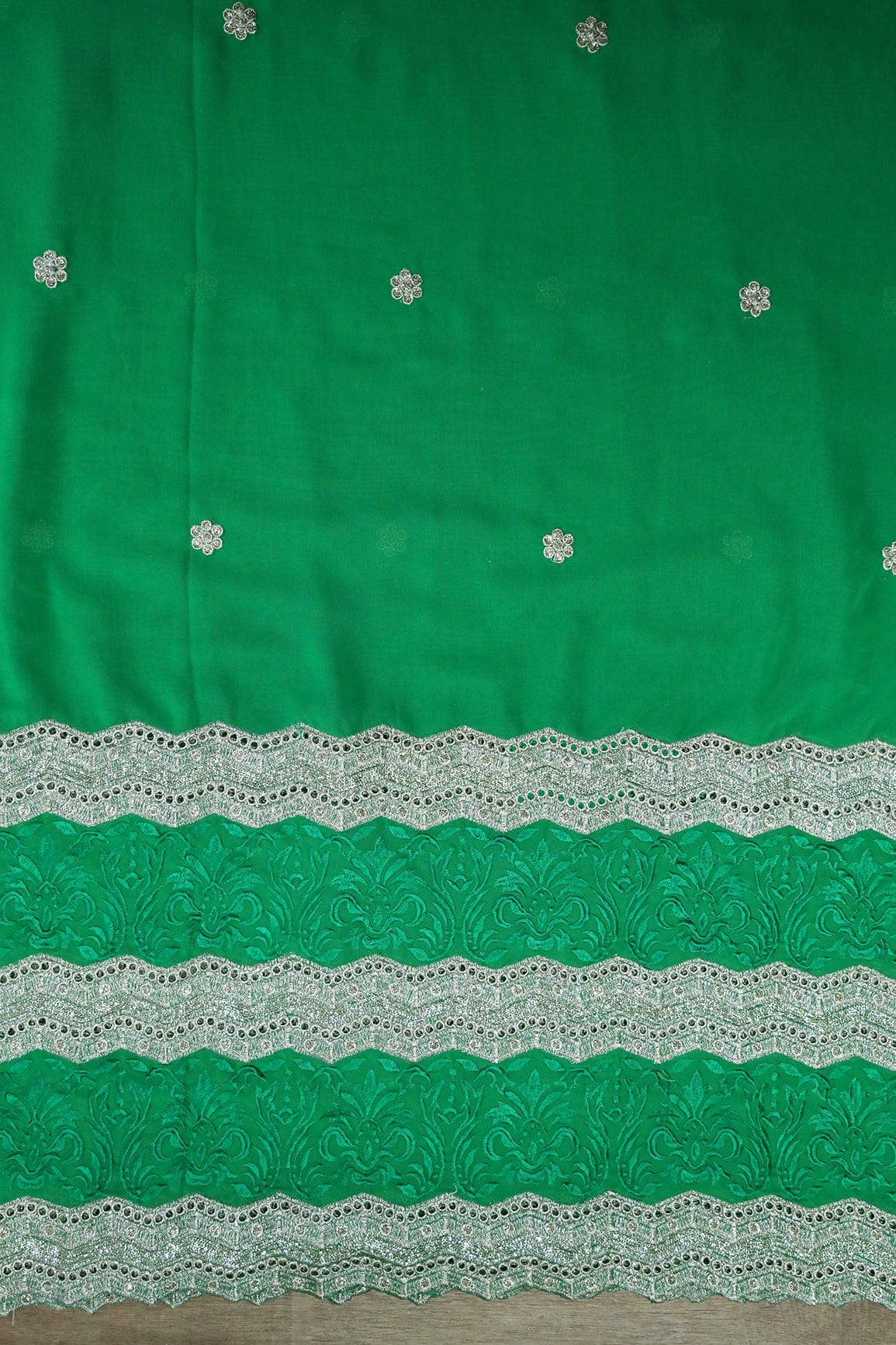 AIzaSyBcstauz-XMPRhEY21AUzeo032pxrXB5Ug - Big Width''56'' Green Thread With Zari Ethnic Embroidery Work On Green Georgette Fabric With Border