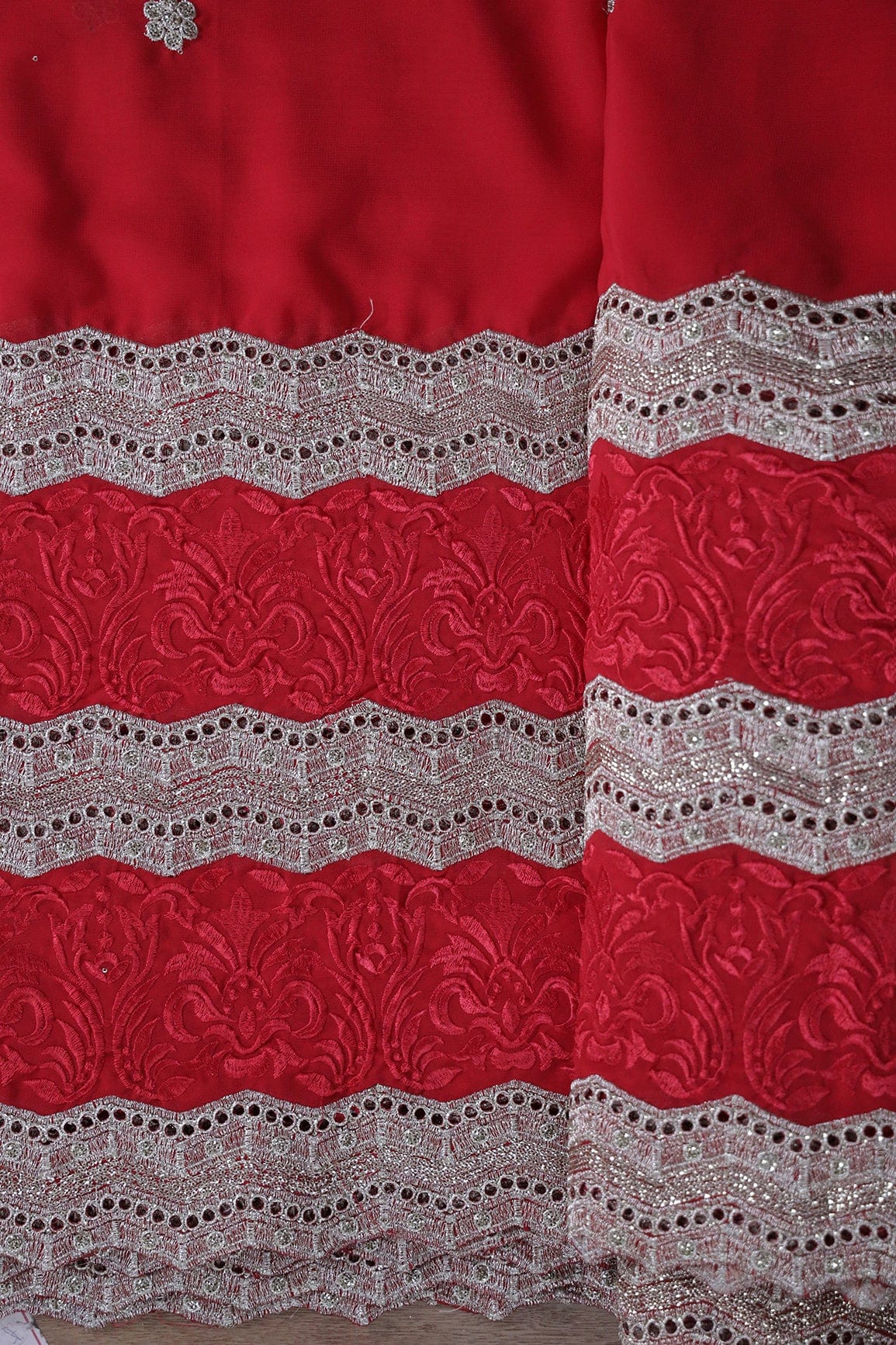 AIzaSyBcstauz-XMPRhEY21AUzeo032pxrXB5Ug - Big Width''56'' Red Thread With Zari Ethnic Embroidery Work On Red Georgette Fabric With Border