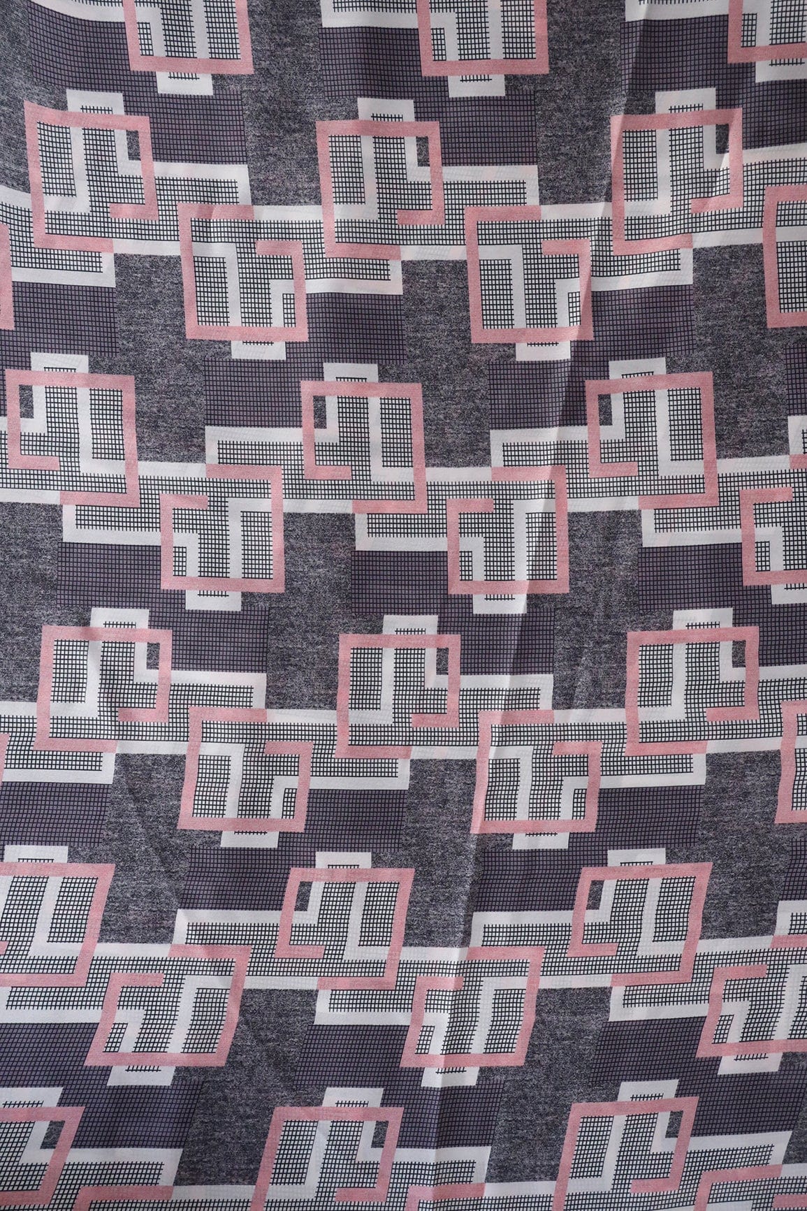 AIzaSyBcstauz-XMPRhEY21AUzeo032pxrXB5Ug - Black And White Geometric Pattern Digital Print On Georgette Satin Fabric