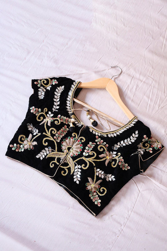 AIzaSyBcstauz-XMPRhEY21AUzeo032pxrXB5Ug - Black Hand Work Embroidery Velvet Stitched Blouse