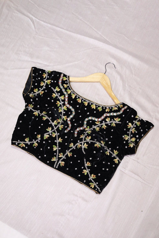 AIzaSyBcstauz-XMPRhEY21AUzeo032pxrXB5Ug - Black Hand Work Embroidery Velvet Stitched Blouse