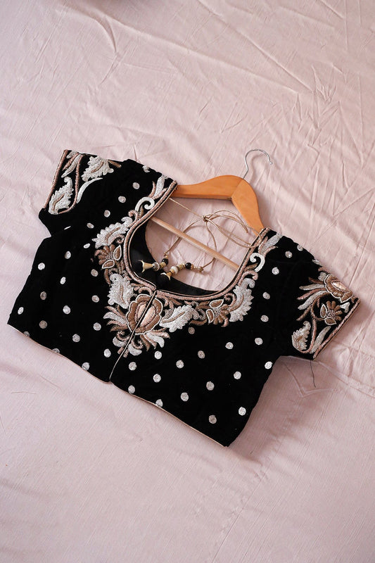 AIzaSyBcstauz-XMPRhEY21AUzeo032pxrXB5Ug - Black Hand Work Embroidery Velvet Stitched Blouse