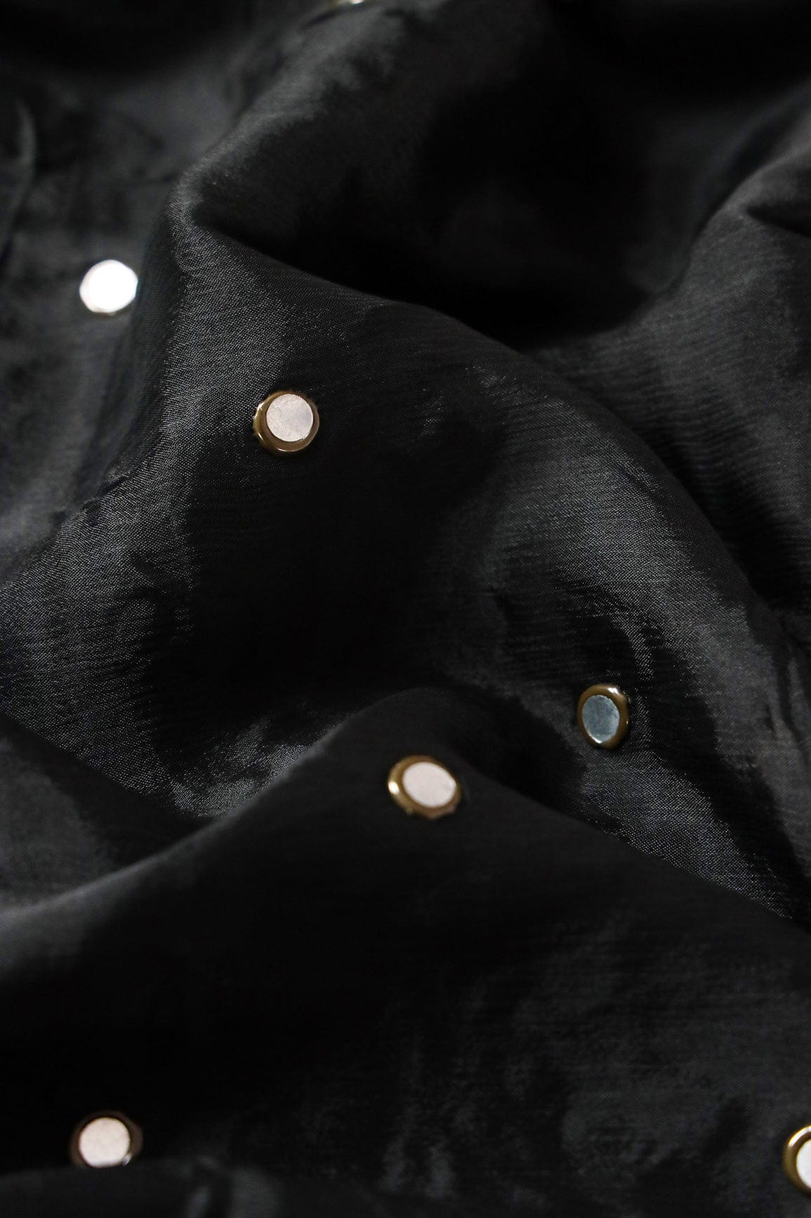 AIzaSyBcstauz-XMPRhEY21AUzeo032pxrXB5Ug - Black Saree set (2 Piece)