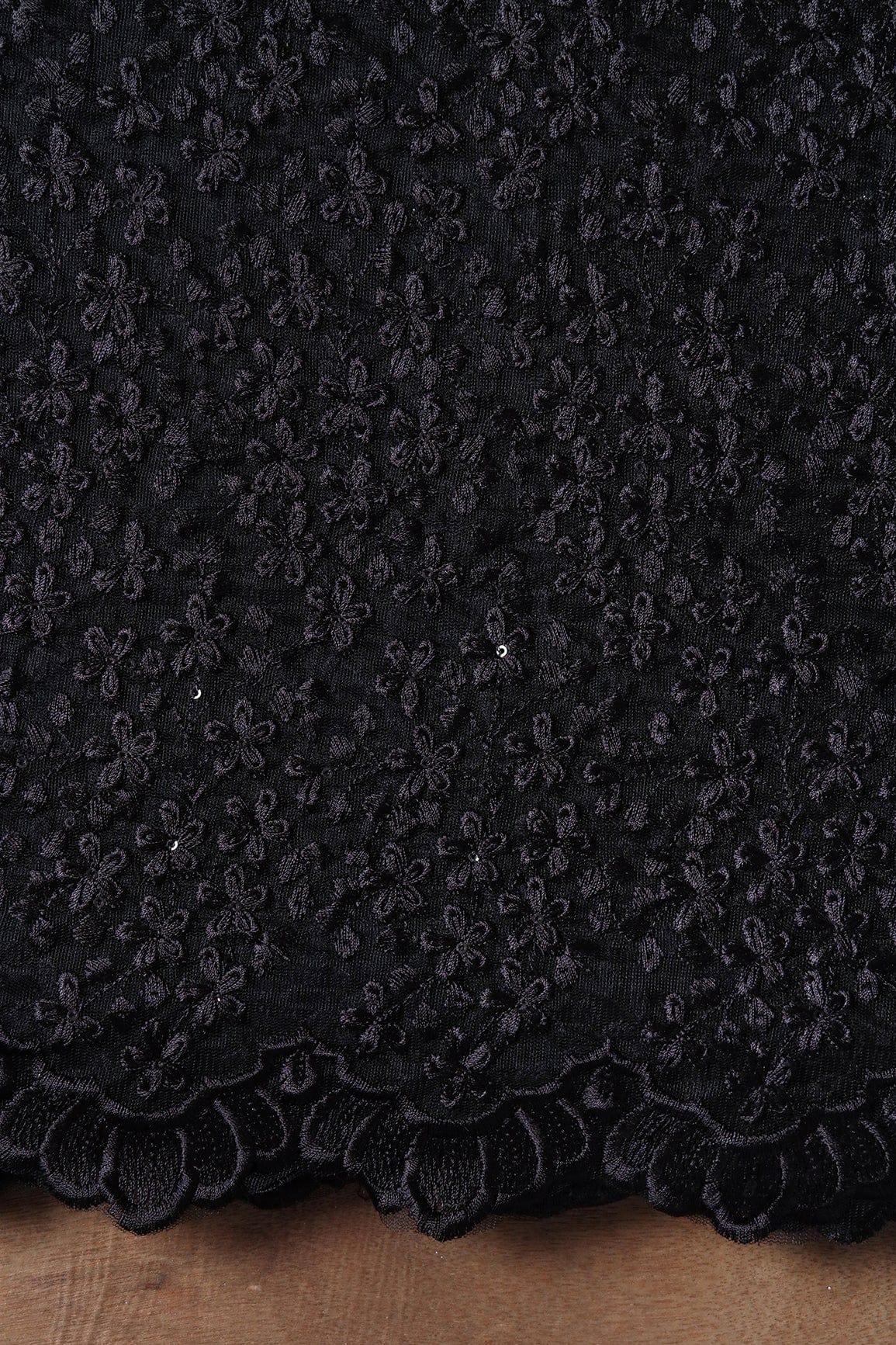 AIzaSyBcstauz-XMPRhEY21AUzeo032pxrXB5Ug - Black Thread Heavy Floral Embroidery On Black Soft Net Fabric With Border