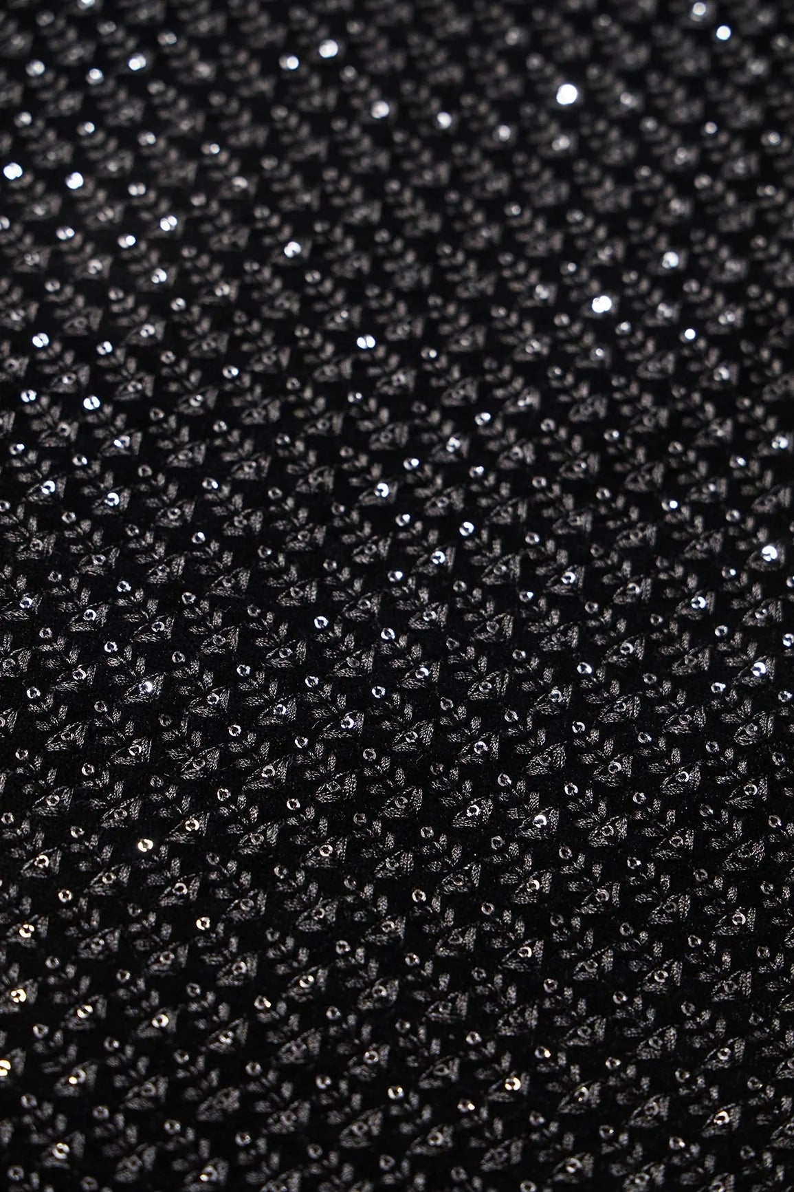 AIzaSyBcstauz-XMPRhEY21AUzeo032pxrXB5Ug - Black Thread With Sequins Small Floral Embroidery Work On Black Velvet Fabric