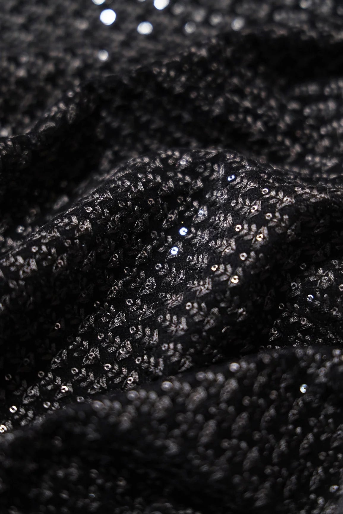 AIzaSyBcstauz-XMPRhEY21AUzeo032pxrXB5Ug - Black Thread With Sequins Small Floral Embroidery Work On Black Velvet Fabric