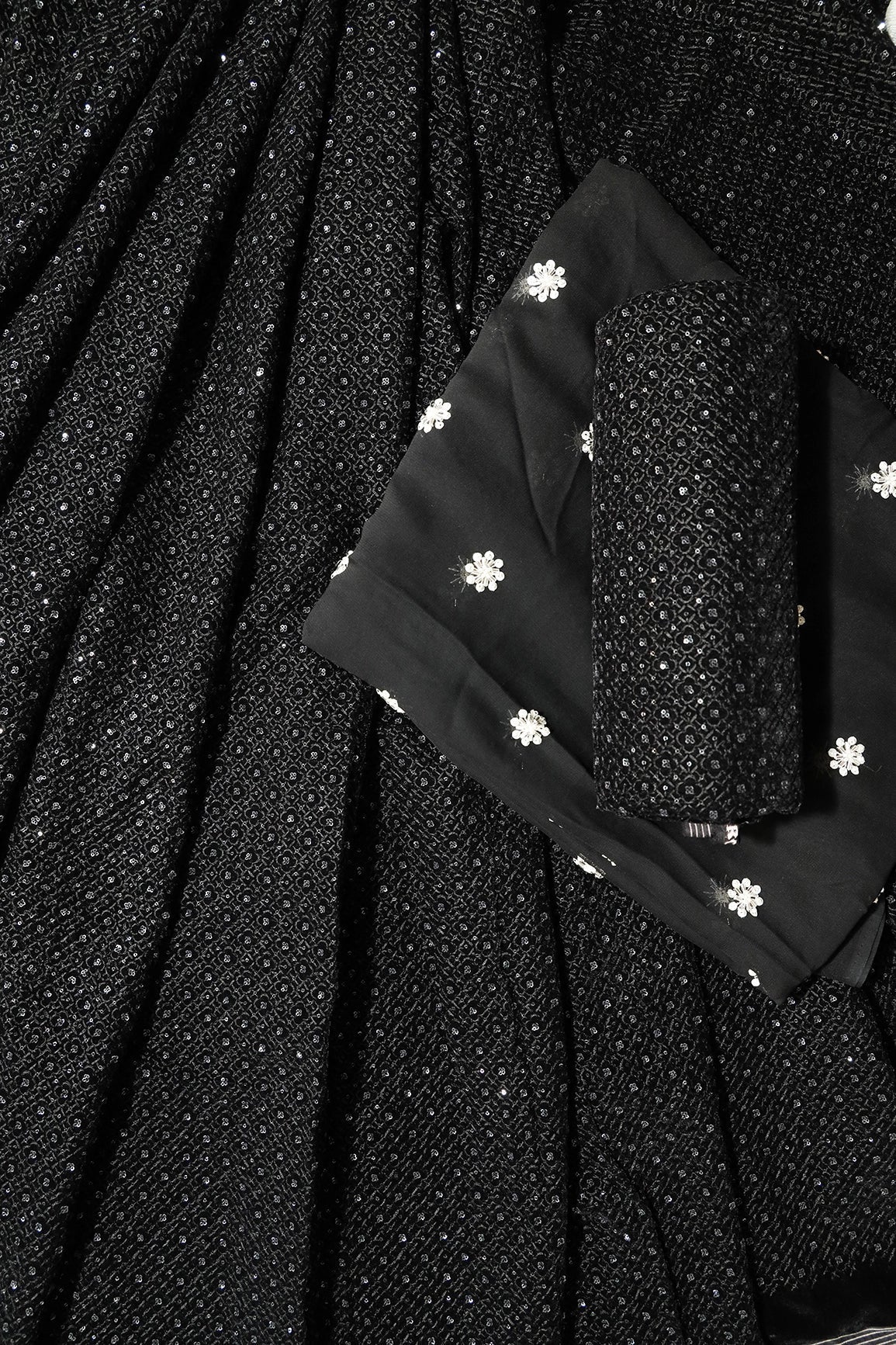 AIzaSyBcstauz-XMPRhEY21AUzeo032pxrXB5Ug - Black Unstitched Lehenga Set Fabric (3 Piece)