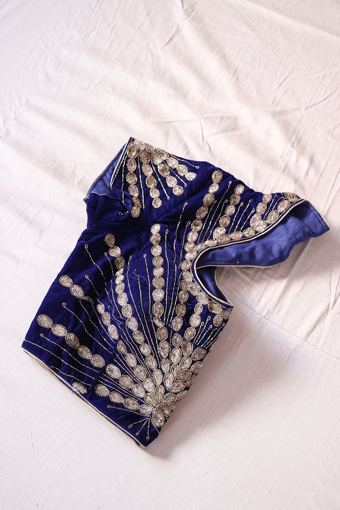 AIzaSyBcstauz-XMPRhEY21AUzeo032pxrXB5Ug - Blue Hand Work Embroidery Velvet Stitched Blouse