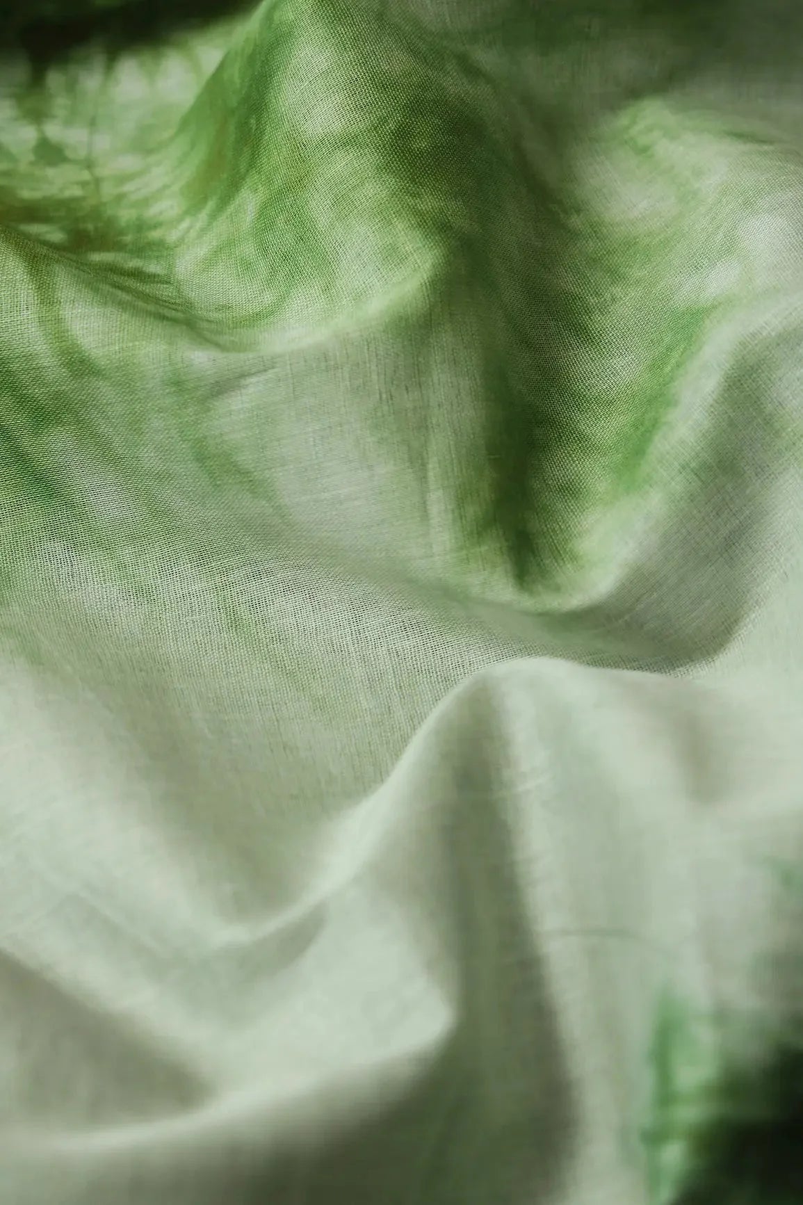 AIzaSyBcstauz-XMPRhEY21AUzeo032pxrXB5Ug - Bottle Green And Olive Tie & Dye Shibori Print On Pure Mul Cotton Fabric