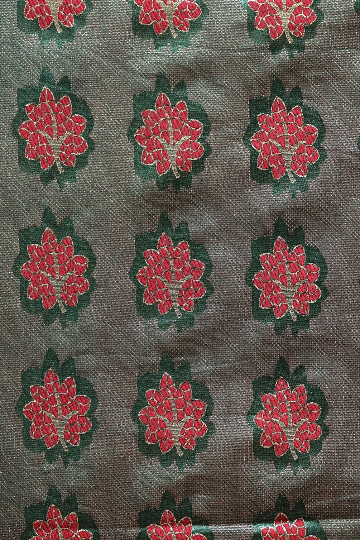 AIzaSyBcstauz-XMPRhEY21AUzeo032pxrXB5Ug - Bottle Green And Red Leafy Jute Banarasi Zari Jacquard Fabric