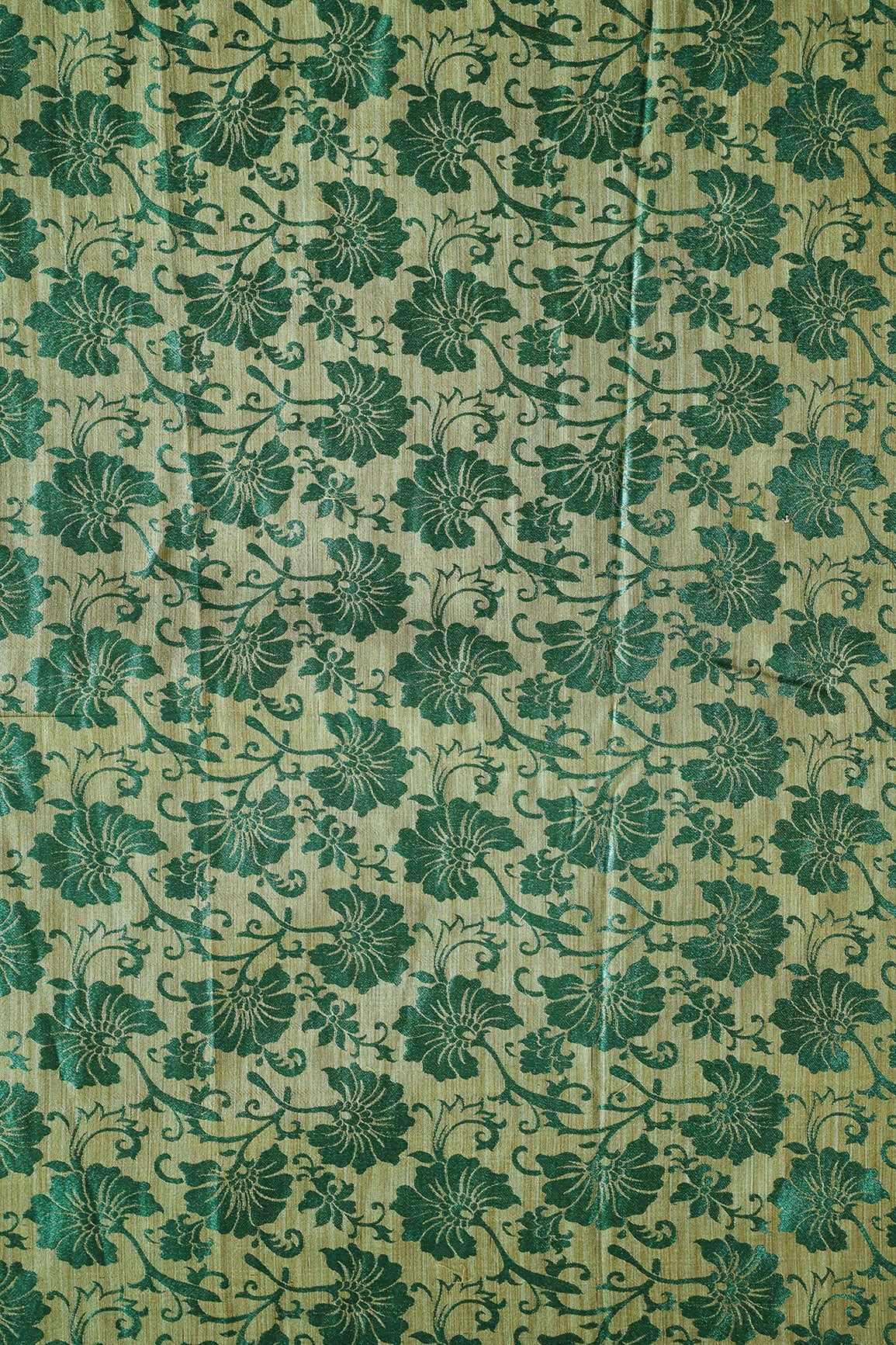 AIzaSyBcstauz-XMPRhEY21AUzeo032pxrXB5Ug - Bottle Green Floral Silk Satin Jute Banarasi Jacquard Fabric
