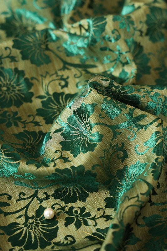 AIzaSyBcstauz-XMPRhEY21AUzeo032pxrXB5Ug - Bottle Green Floral Silk Satin Jute Banarasi Jacquard Fabric