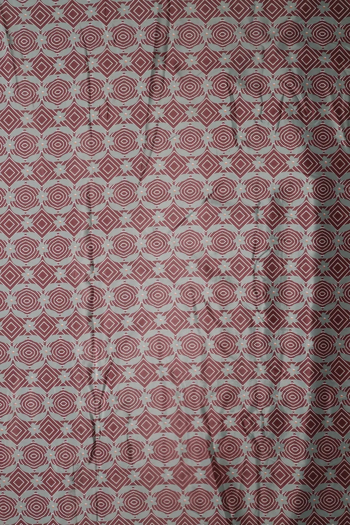 AIzaSyBcstauz-XMPRhEY21AUzeo032pxrXB5Ug - Brown And Olive Geometric Pattern Digital Print On French Crepe Fabric