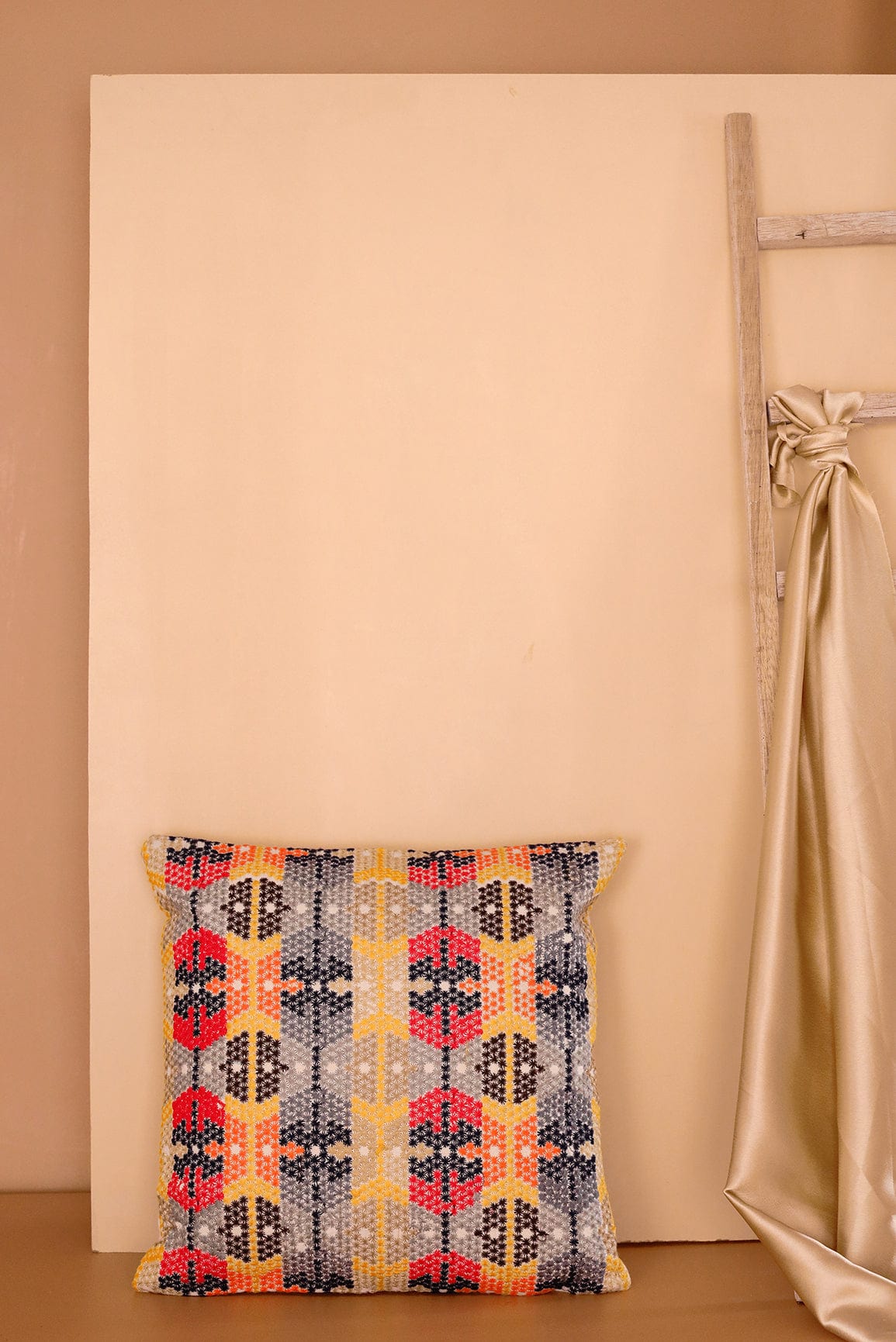 AIzaSyBcstauz-XMPRhEY21AUzeo032pxrXB5Ug - Dotted Pattern Multi Colour Embroidery on off white cotton Cushion Cover (16*16 inches)