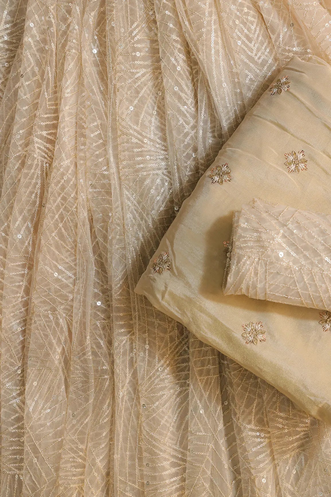 AIzaSyBcstauz-XMPRhEY21AUzeo032pxrXB5Ug - Dyeable White Unstitched Lehenga Set Fabric (3 Piece)