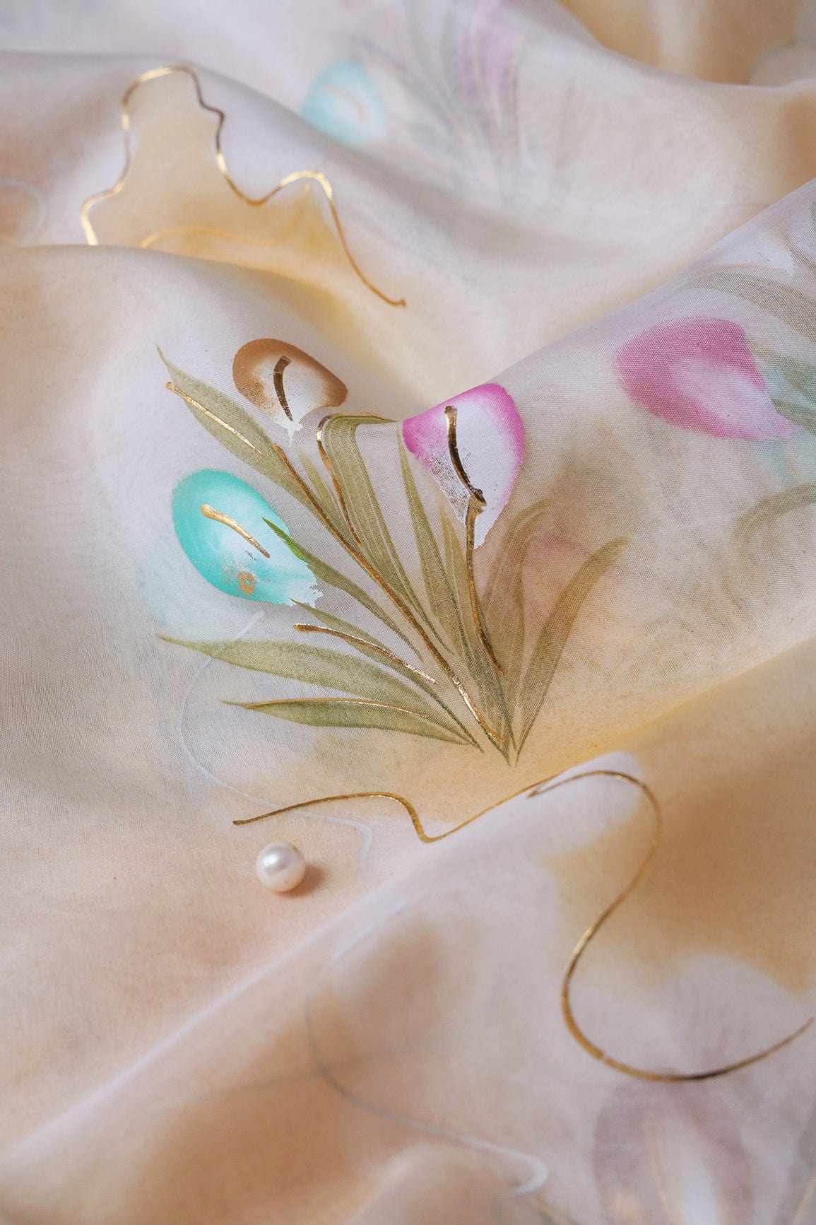 AIzaSyBcstauz-XMPRhEY21AUzeo032pxrXB5Ug - Beautiful Floral Hand Painted With Foil Work On Cream Organza Fabric