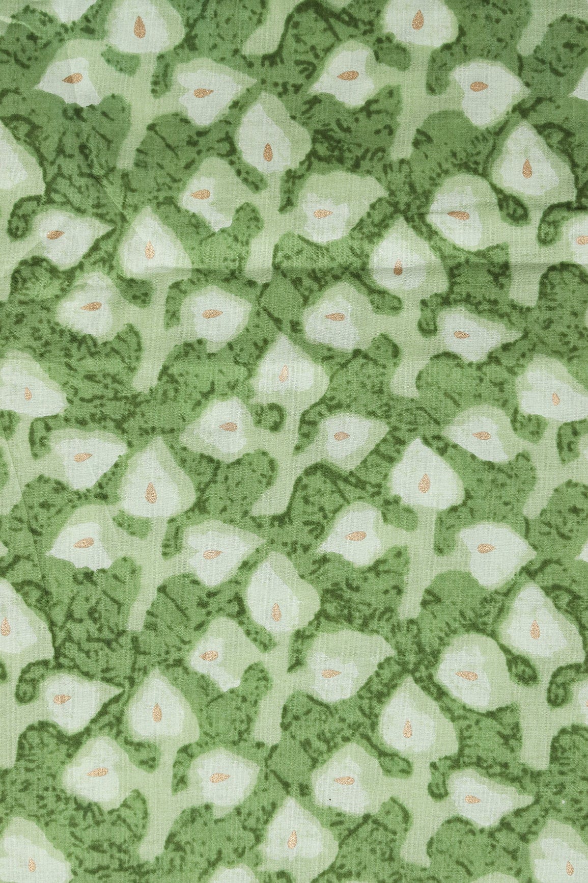 AIzaSyBcstauz-XMPRhEY21AUzeo032pxrXB5Ug - Fern Green And Mint Green Floral Print On Pure Cotton Fabric