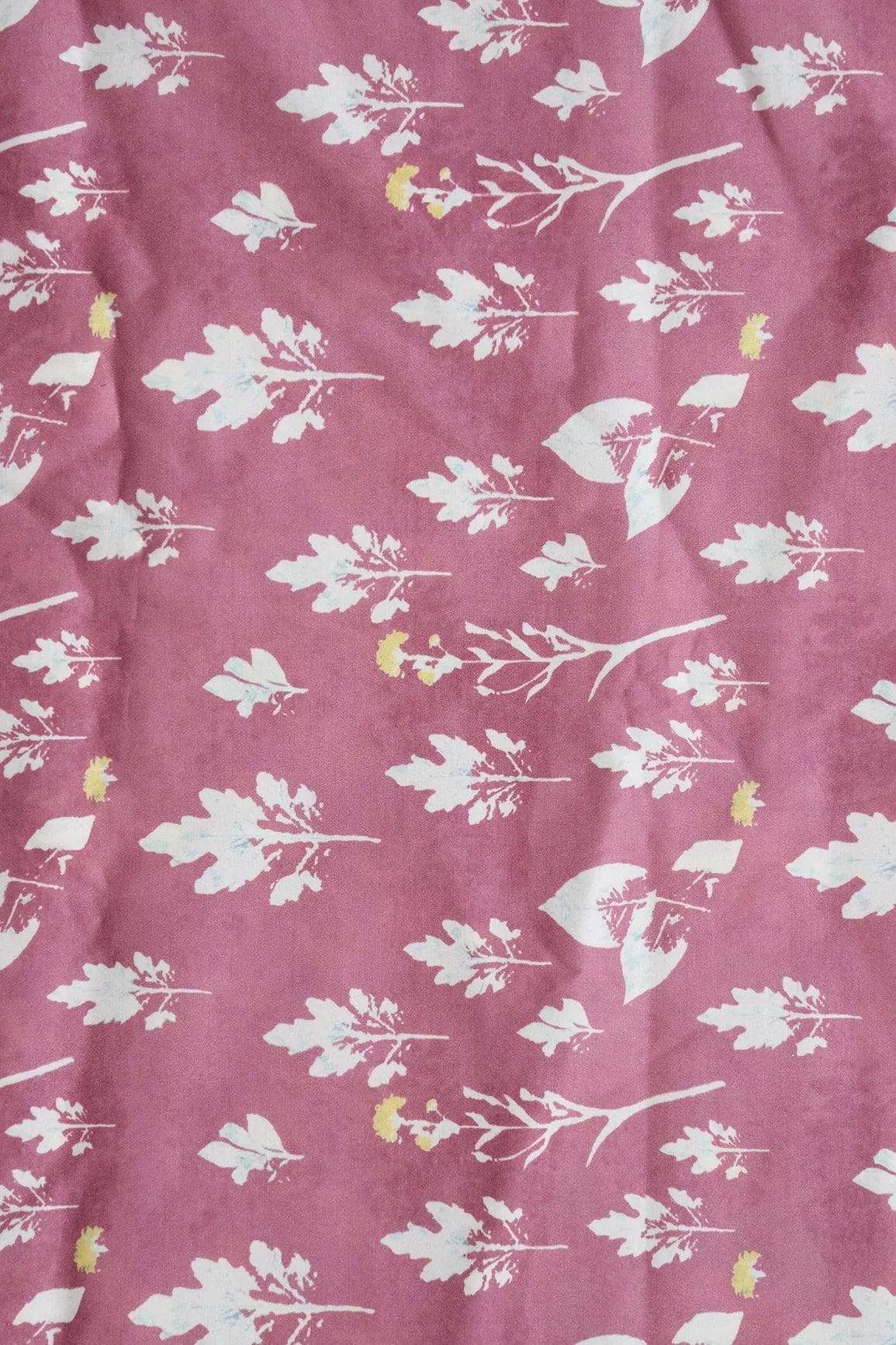 AIzaSyBcstauz-XMPRhEY21AUzeo032pxrXB5Ug - Floral Motif Digital Print Design On Dusty Rose Pink Linen Satin Fabric