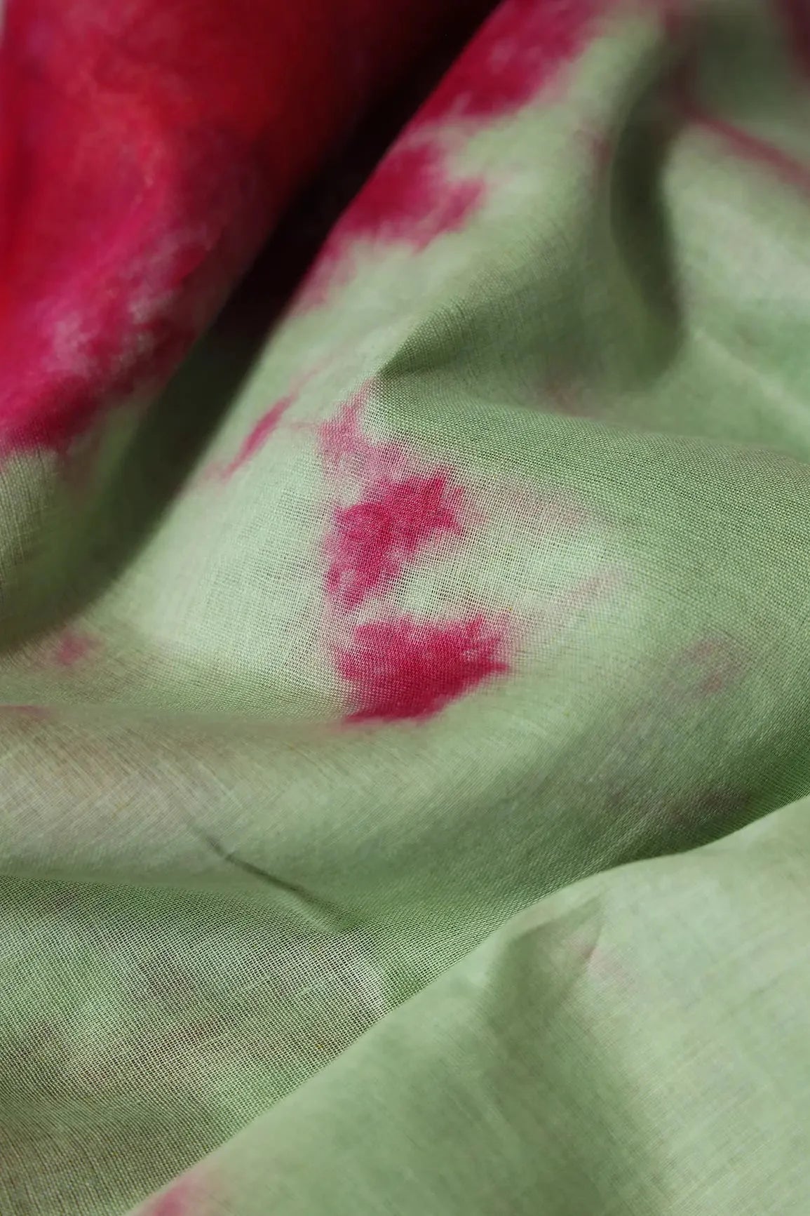 AIzaSyBcstauz-XMPRhEY21AUzeo032pxrXB5Ug - Fuchsia And Olive Tie & Dye Shibori Print On Pure Mul Cotton Fabric