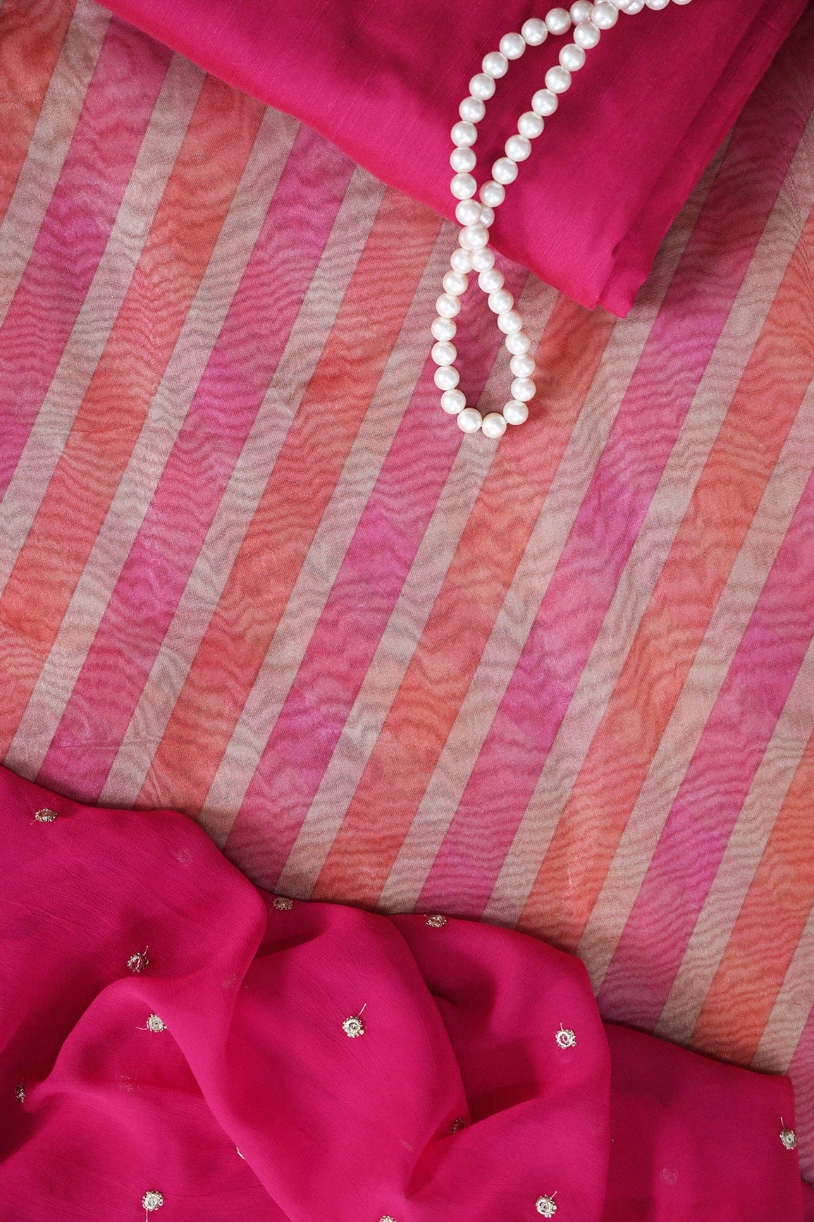 AIzaSyBcstauz-XMPRhEY21AUzeo032pxrXB5Ug - Fuchsia And Orange Unstitched Suit (3 Piece)