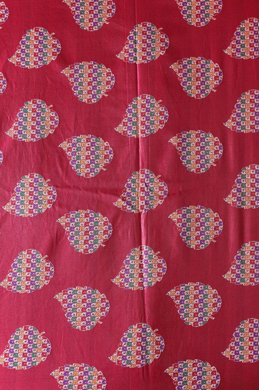 AIzaSyBcstauz-XMPRhEY21AUzeo032pxrXB5Ug - Fuchsia Leafy Silk Satin Jute Banarasi Jacquard Fabric