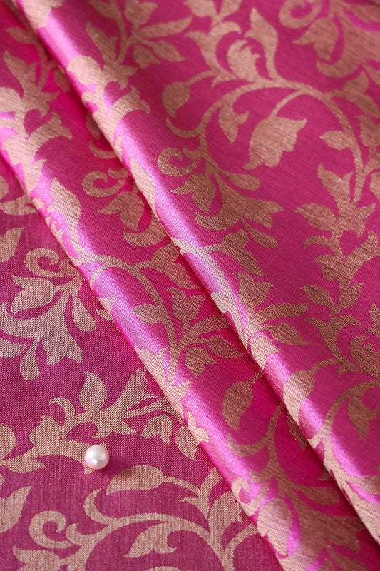 AIzaSyBcstauz-XMPRhEY21AUzeo032pxrXB5Ug - Fuchsia Leafy Silk Satin Jute Banarasi Jacquard Fabric