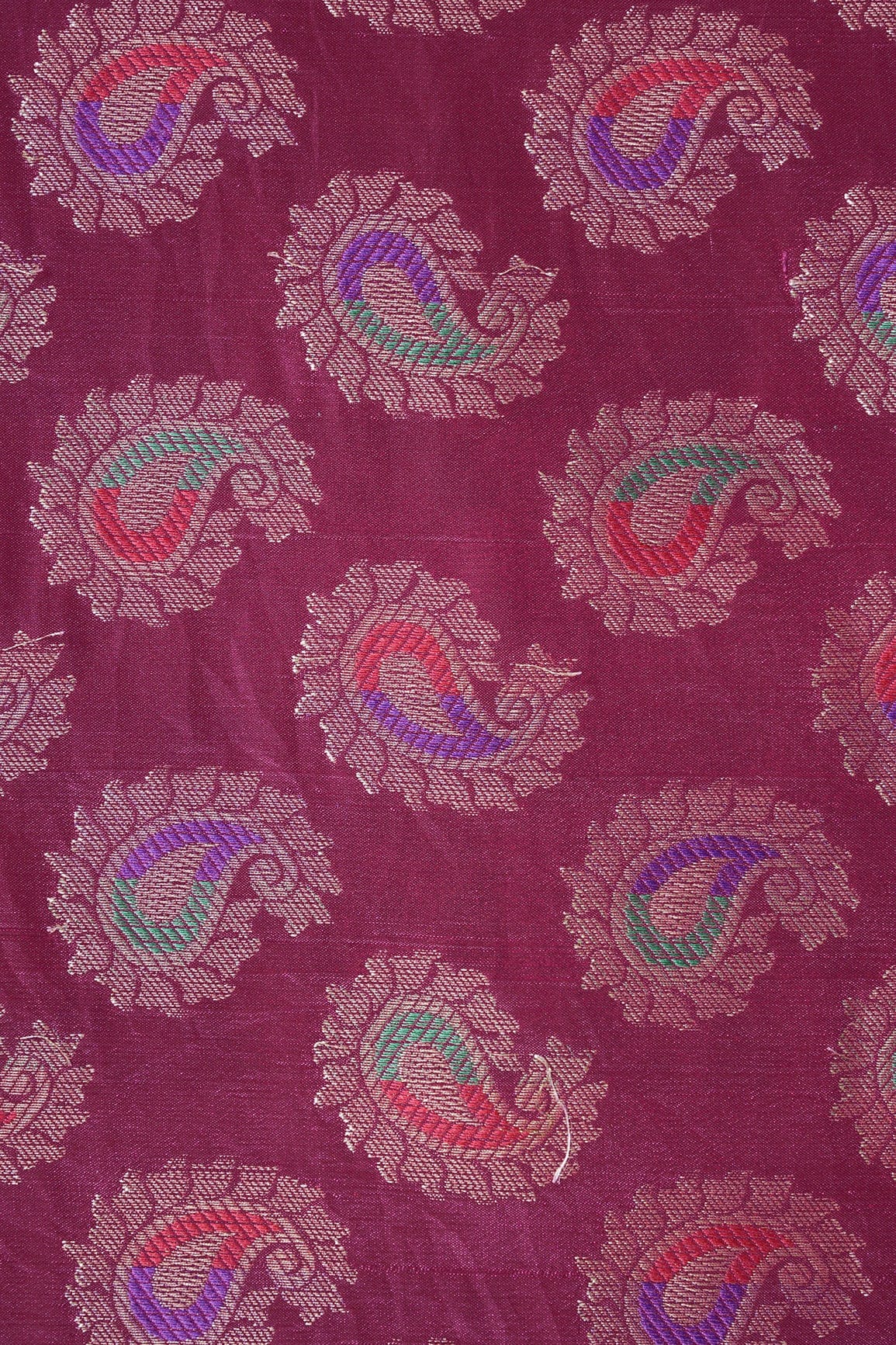 AIzaSyBcstauz-XMPRhEY21AUzeo032pxrXB5Ug - Fuchsia Paisley Silk Gold Zari Banarasi Jacquard Fabric