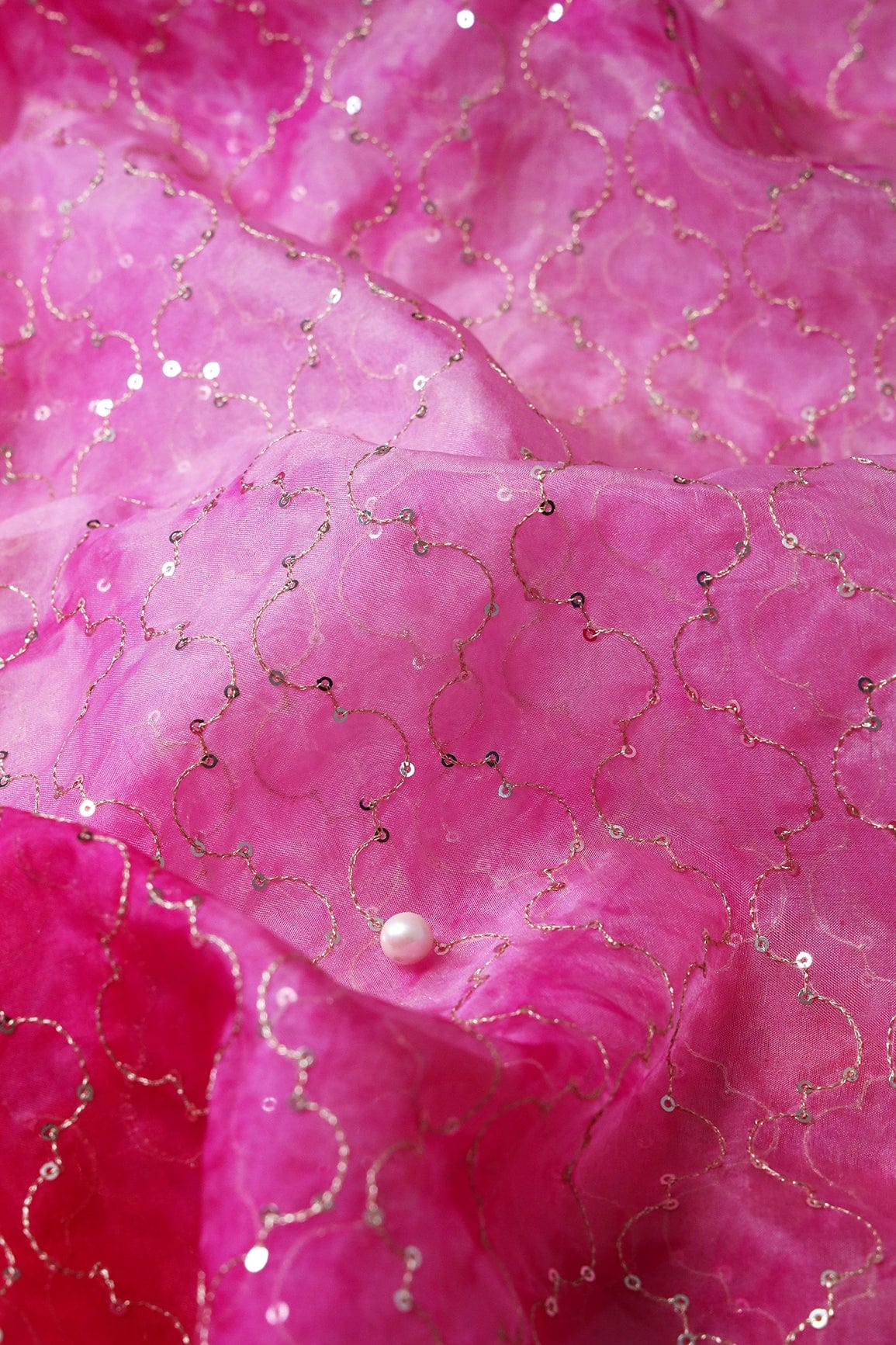 AIzaSyBcstauz-XMPRhEY21AUzeo032pxrXB5Ug - Gold Sequins With Gold Zari Ogee Embroidery Work On Tie & Dye Fuchsia Organza Fabric