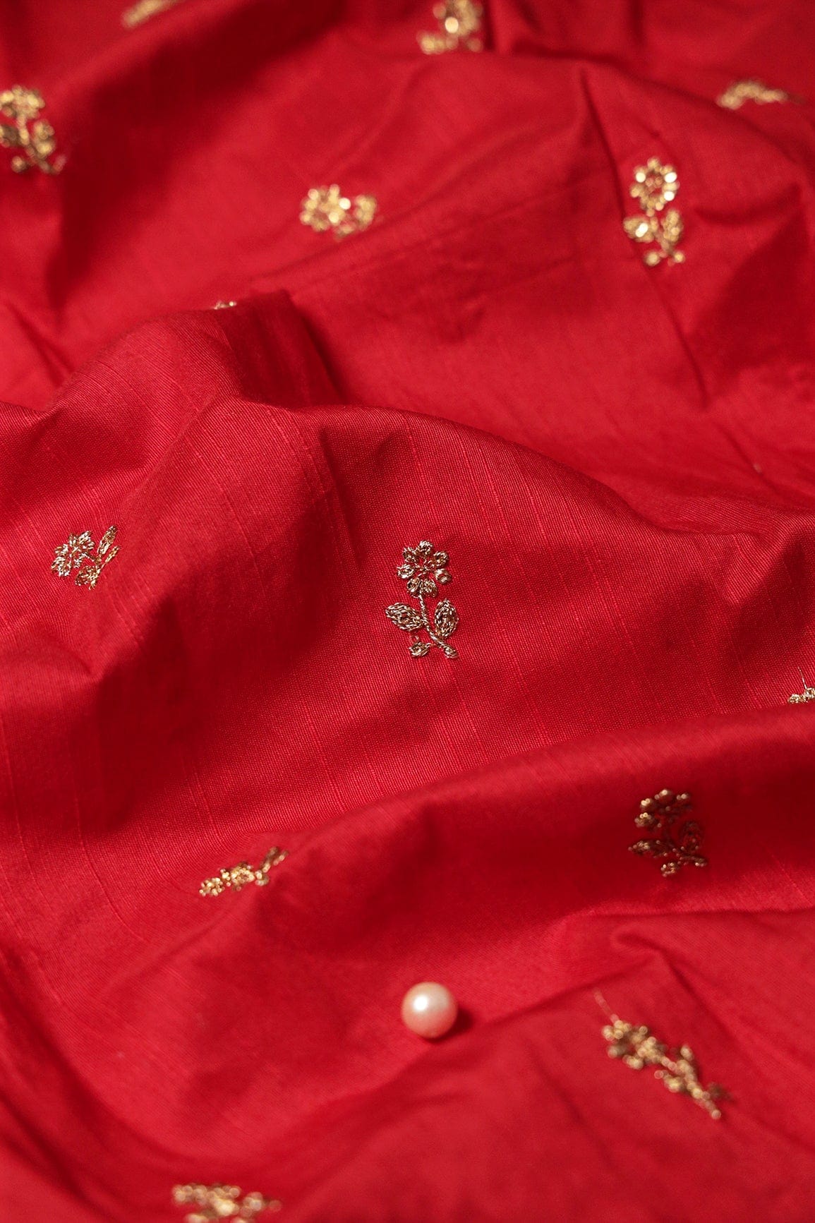 AIzaSyBcstauz-XMPRhEY21AUzeo032pxrXB5Ug - Gold Sequins With Gold Zari Small Floral Motif Embroidery Work On Red Raw Silk Fabric