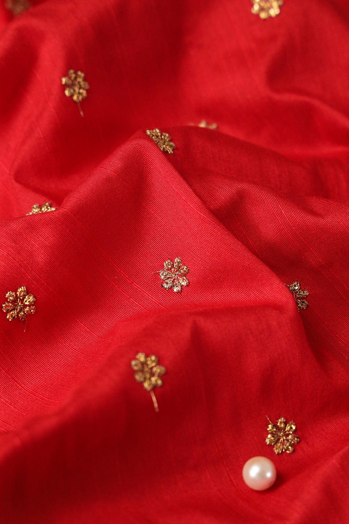 AIzaSyBcstauz-XMPRhEY21AUzeo032pxrXB5Ug - Gold Sequins With Gold Zari Small Motif Embroidery Work On Red Raw Silk Fabric