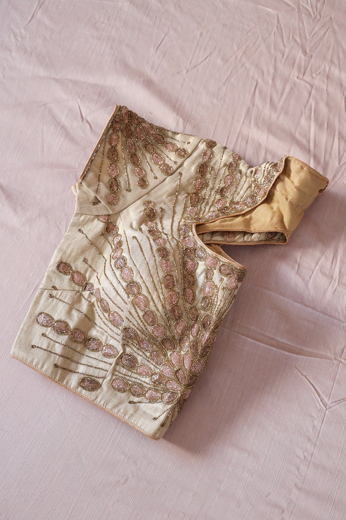 AIzaSyBcstauz-XMPRhEY21AUzeo032pxrXB5Ug - Gold Toned Hand Work Embroidery Pure Cotton Zari Stitched Blouse