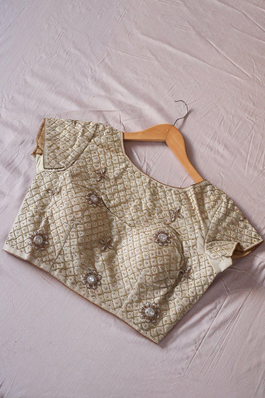 AIzaSyBcstauz-XMPRhEY21AUzeo032pxrXB5Ug - Gold Toned Hand Work Embroidery Pure Cotton Zari Stitched Blouse