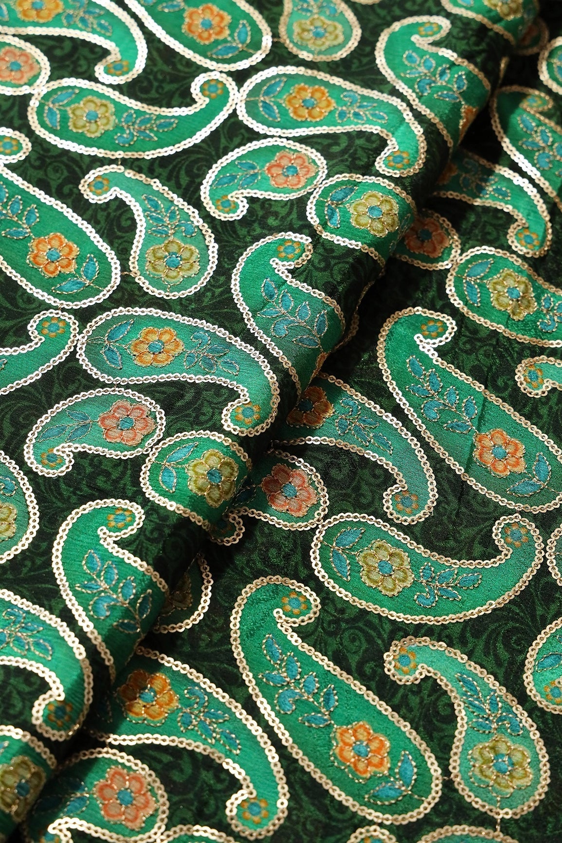 AIzaSyBcstauz-XMPRhEY21AUzeo032pxrXB5Ug - Gorgeous Paisley Position Print On Sequins Embroidery Bottle Green Viscose Chinnon Chiffon Fabric