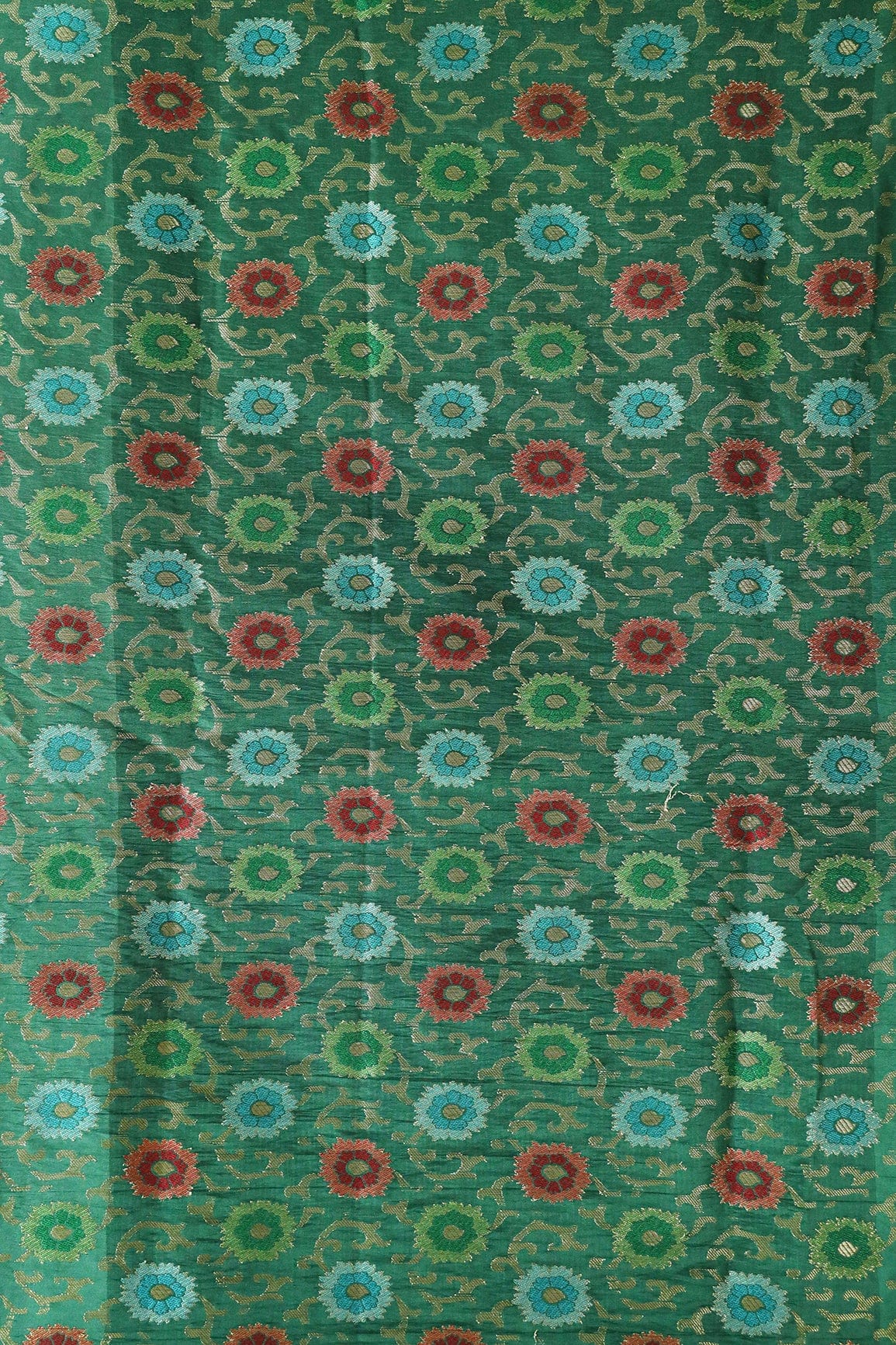 AIzaSyBcstauz-XMPRhEY21AUzeo032pxrXB5Ug - Green And Red Floral Pure Kashmiri Silk Gold Zari Banarasi Jacquard Fabric