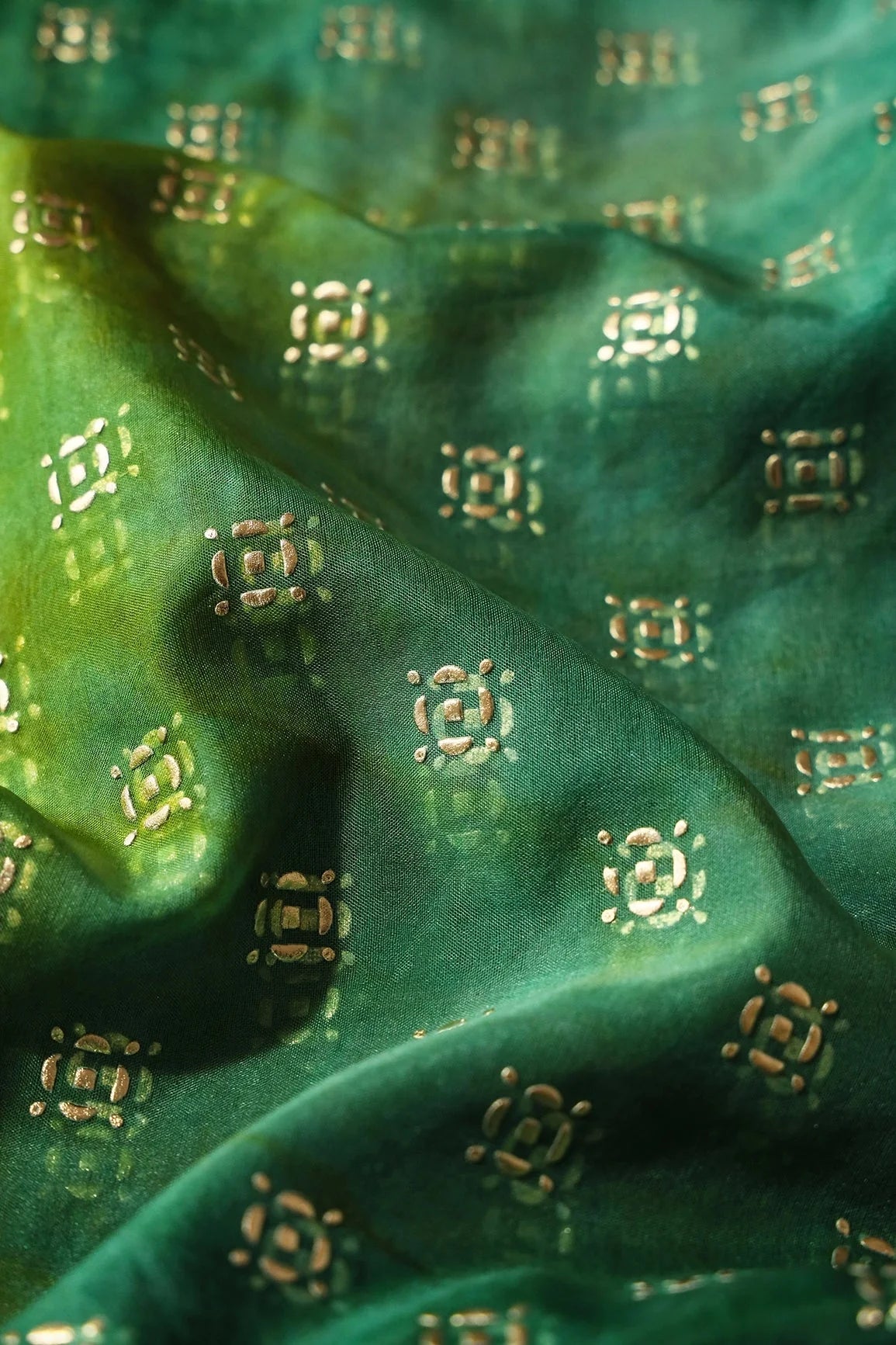 AIzaSyBcstauz-XMPRhEY21AUzeo032pxrXB5Ug - Green And Yellow Tie & Dye Shibori Small Motif Foil Print On Organza Fabric