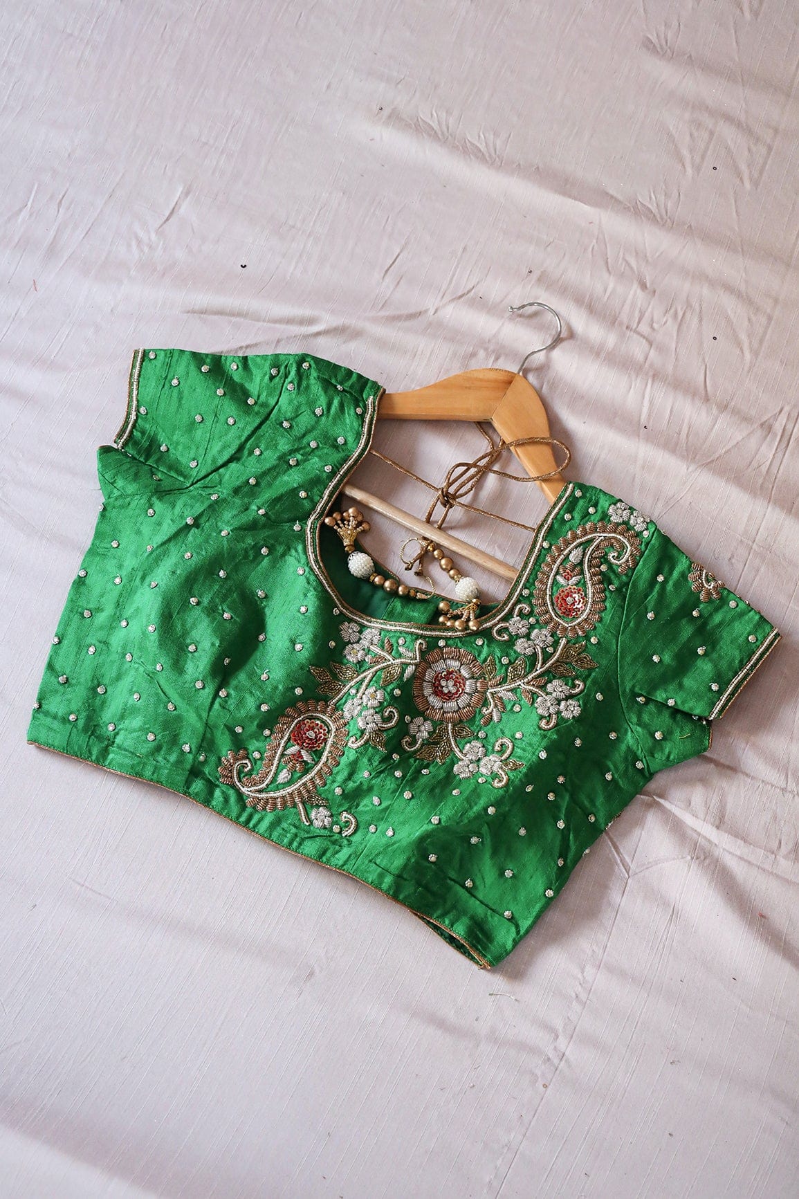 AIzaSyBcstauz-XMPRhEY21AUzeo032pxrXB5Ug - Green Hand Work Emboidery Raw Silk Stitched Blouse