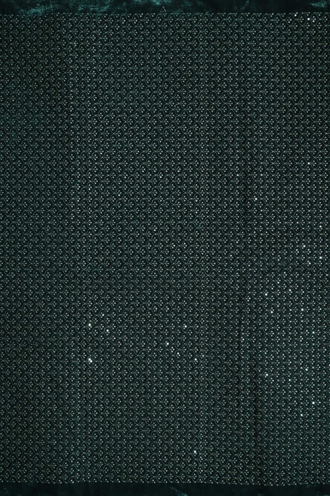 AIzaSyBcstauz-XMPRhEY21AUzeo032pxrXB5Ug - Green Thread With Sequins Small Ogee Embroidery Work On Bottle Green Velvet Fabric