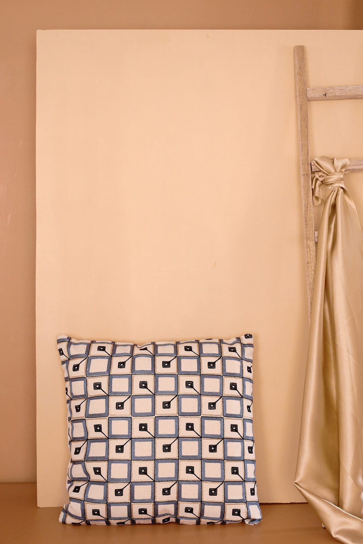 AIzaSyBcstauz-XMPRhEY21AUzeo032pxrXB5Ug - Grey and Black Pattern Embroidery on off white cotton Cushion Cover (16*16 inches)