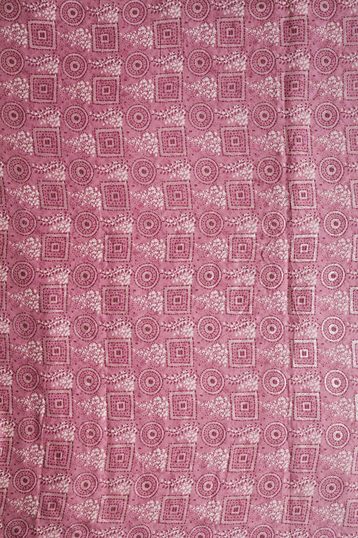 AIzaSyBcstauz-XMPRhEY21AUzeo032pxrXB5Ug - Lavender Pink And Cream Geometric Foil Print On Pure Rayon Fabric