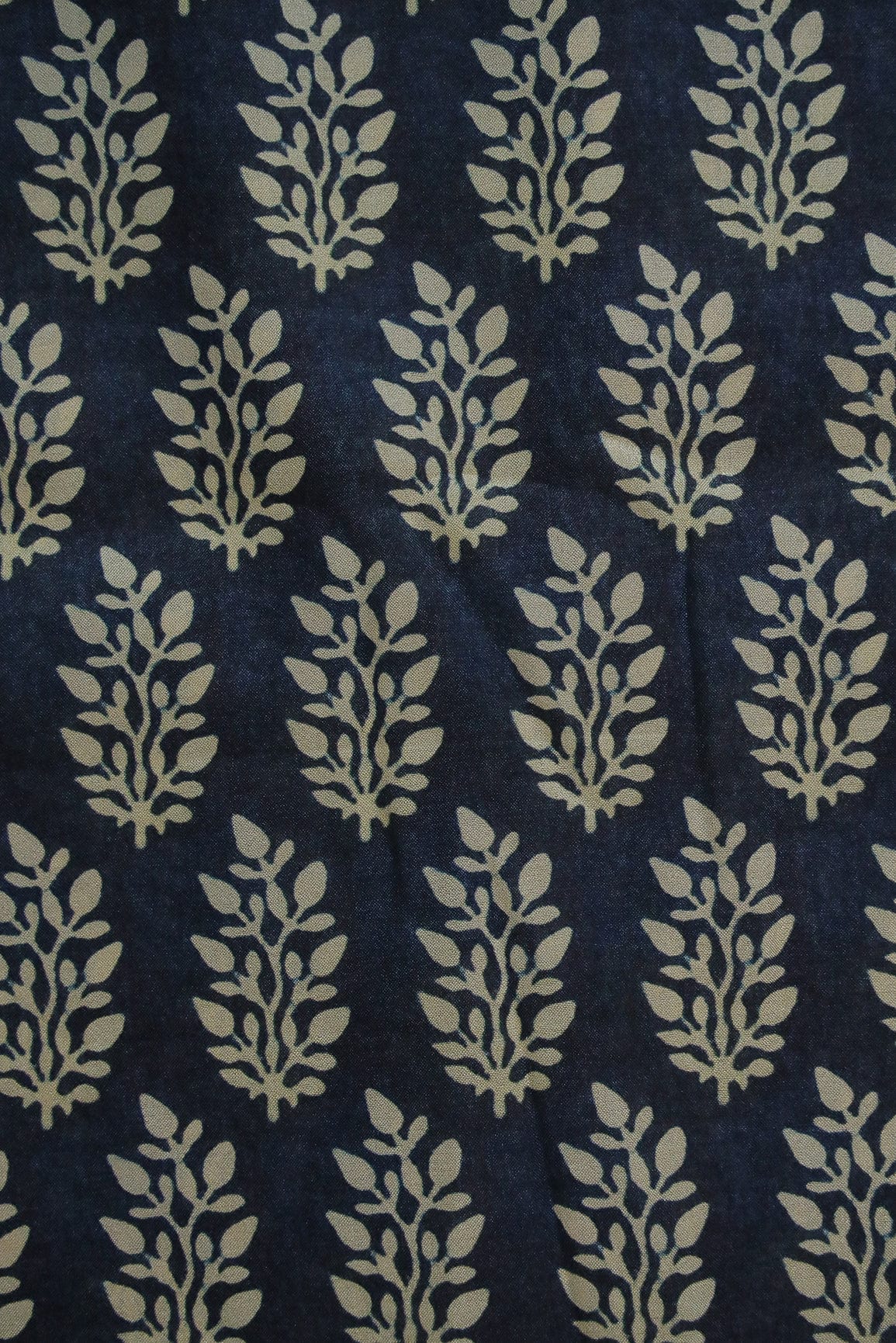 AIzaSyBcstauz-XMPRhEY21AUzeo032pxrXB5Ug - Leafy Motif Digital Print Design on Blue Tussar Silk Fabric