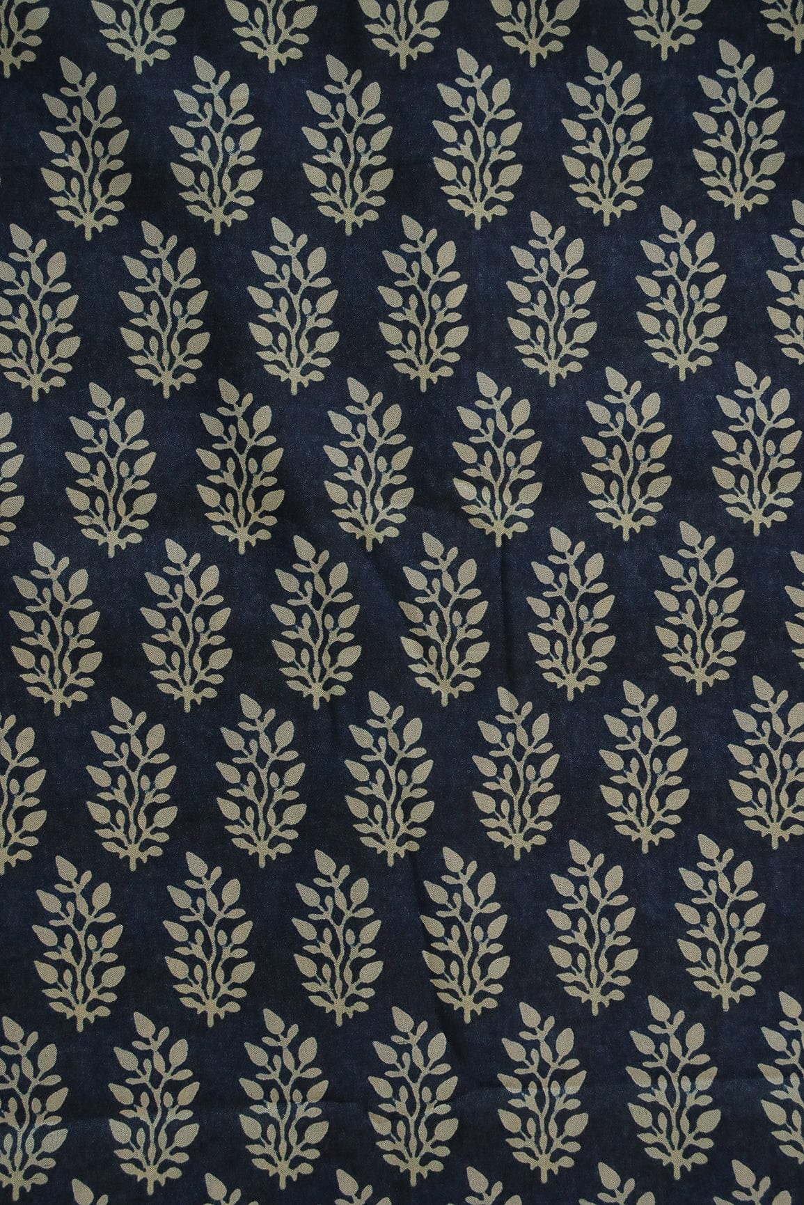 AIzaSyBcstauz-XMPRhEY21AUzeo032pxrXB5Ug - Leafy Motif Digital Print Design on Blue Tussar Silk Fabric