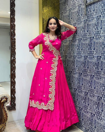 ADORABLE CORDING SEQUANCE WORK FOIL PAPER WORK GOWN