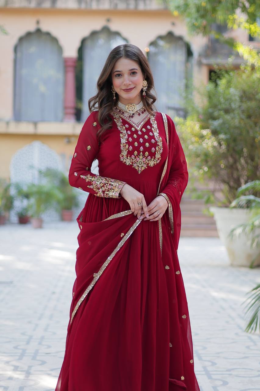 Stunning outfit  Faux blooming And Sequins Embroidered Work Gown