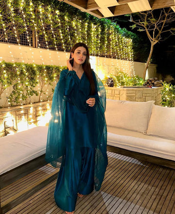 venturebliss Women Top, Plazzo & Dupatta Set
