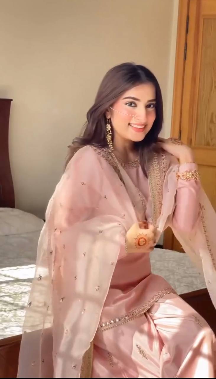Pastel Pink  Color Kurta set with net duppta and lace border