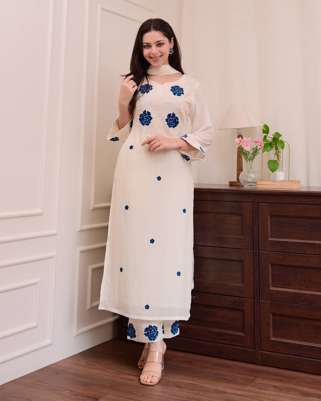 Elegant Kurta Set with Blue Floral Embroidery And Matching Dupatta