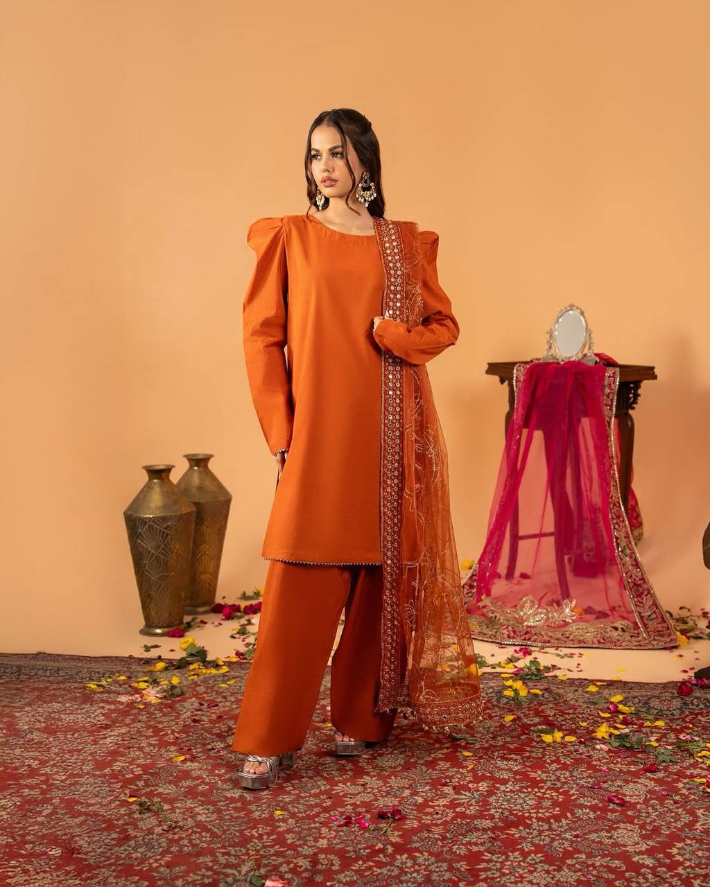 Glamorous Party Wear 3-Piece Set – Crepe Silk Top & Farshi Salwar