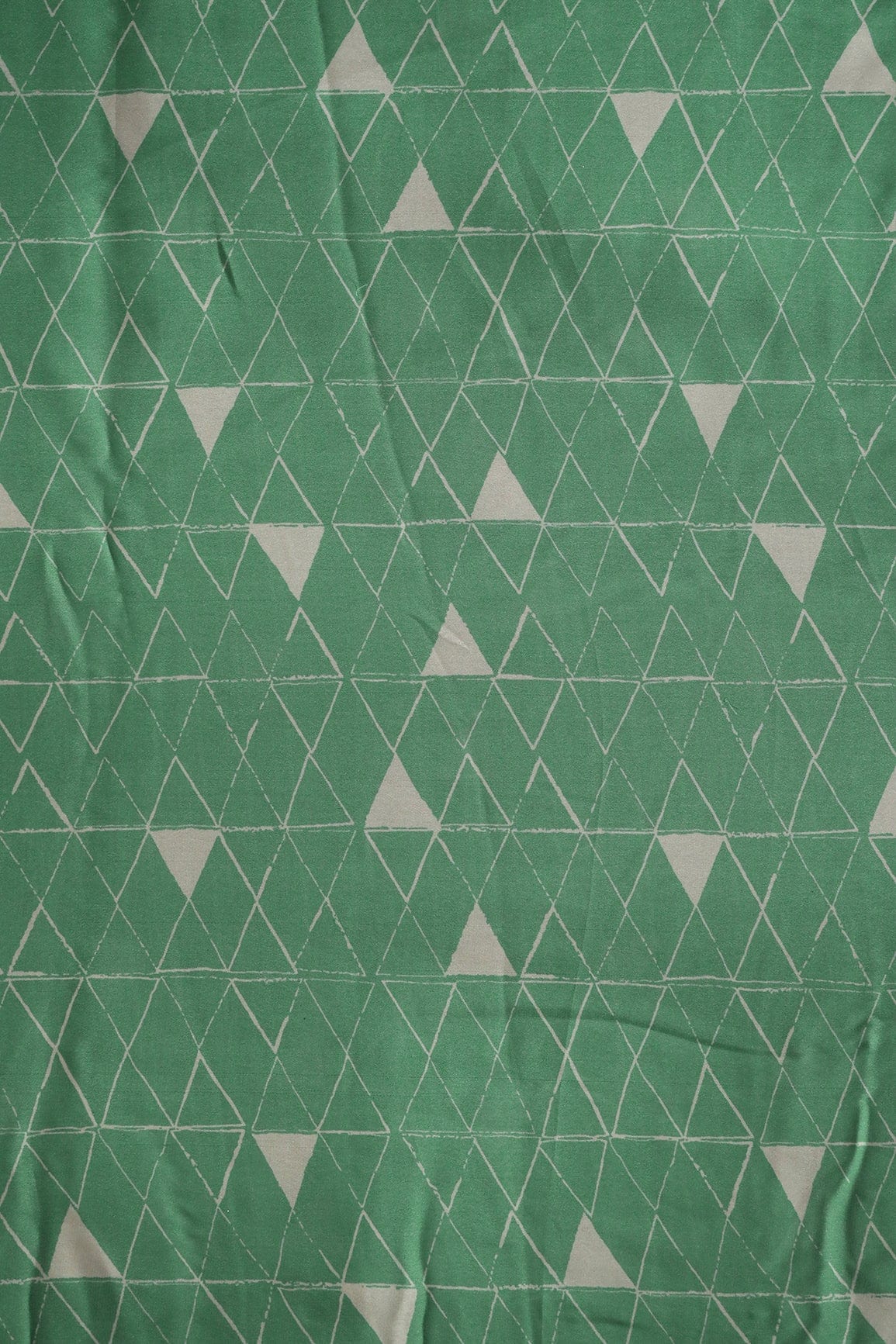 AIzaSyBcstauz-XMPRhEY21AUzeo032pxrXB5Ug - Green And Cream Geometric Pattern Digital Print On Georgette Satin Fabric